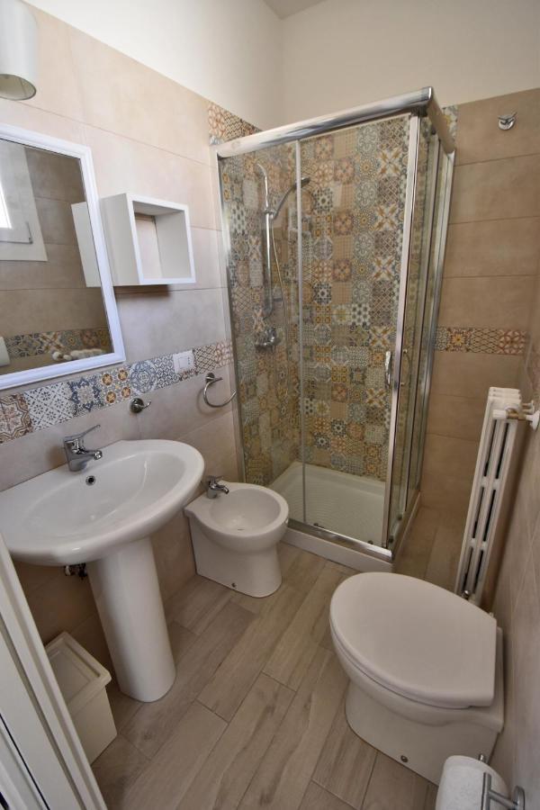 La Petite Maison Галиполи Екстериор снимка